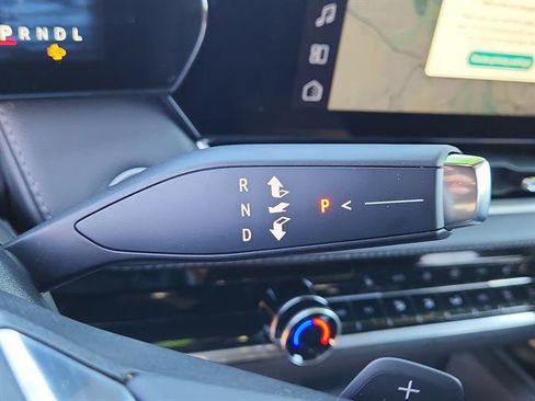 Used 2026 Chevrolet Equinox LT w/ Convenience Package II image 23