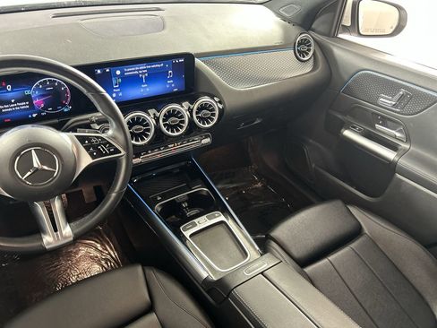 Used 2025 Mercedes-Benz GLA 250 4MATIC image 21