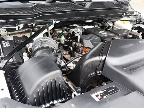 Used 2024 RAM 2500 Big Horn w/ Off Road Package image 10