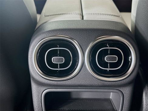 Certified 2026 Mercedes-Benz GLC 300 4MATIC image 34