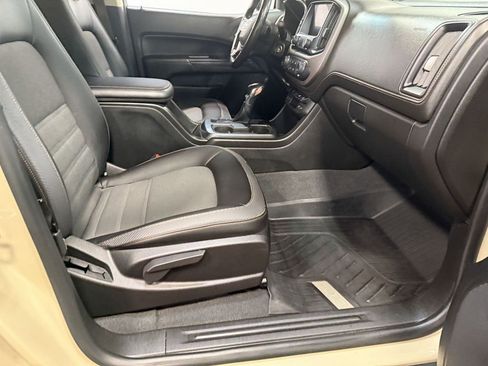 Used 2022 GMC Canyon AT4 image 65