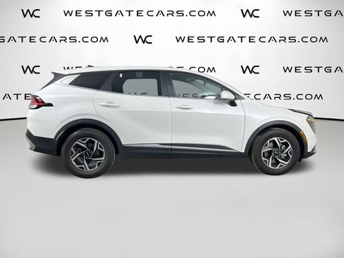Used 2024 Kia Sportage LX image 28