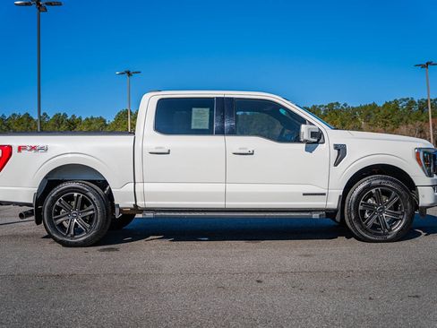 Certified 2022 Ford F150 Lariat w/ Equipment Group 502A High image 9