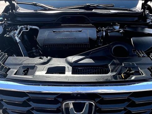 Used 2025 Honda Pilot Elite image 5