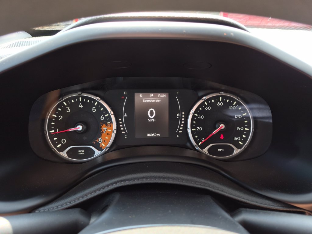 Used 2016 Jeep Renegade Sport w/ Power & Air Group FWD image 27