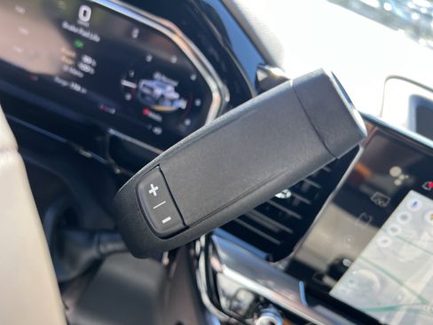 New 2026 GMC Sierra 2500 SLT w/ SLT Premium Package image 33