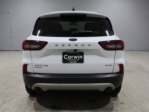 Used 2023 Ford Escape Active image 3