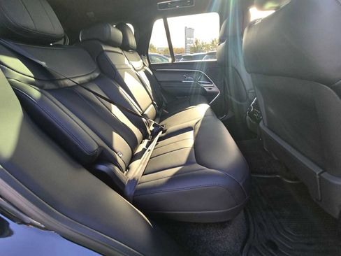 New 2025 Land Rover Range Rover SE image 14