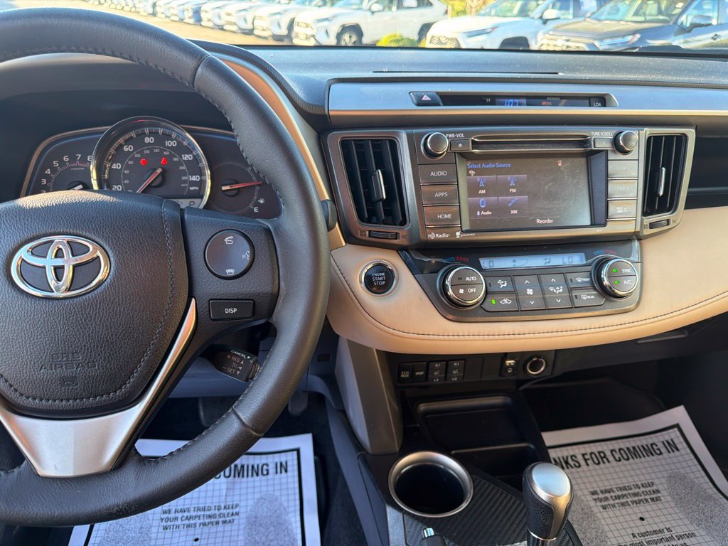 Used 2014 Toyota RAV4 Limited w/ Technology Package AWD/4WD image 27