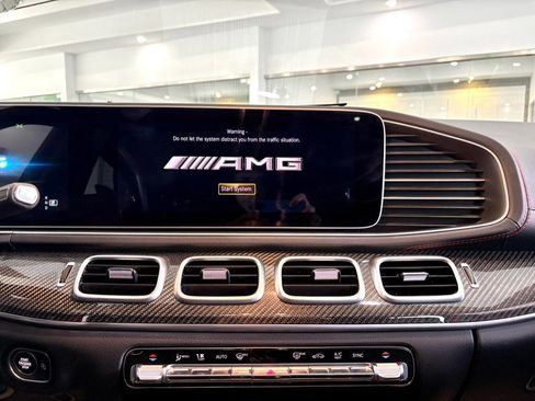 Used 2021 Mercedes-Benz GLE 53 AMG 4MATIC Coupe w/ Parking Assistance Package image 21