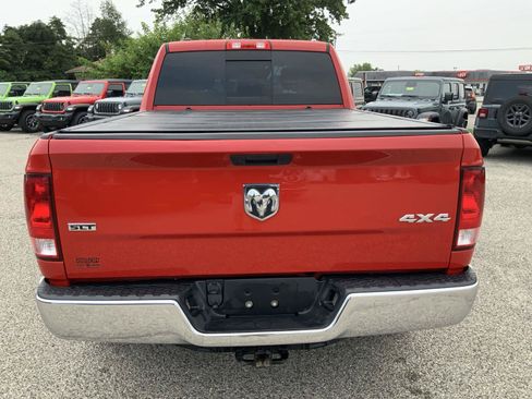 Used 2019 RAM 1500 Classic SLT AWD/4WD image 7