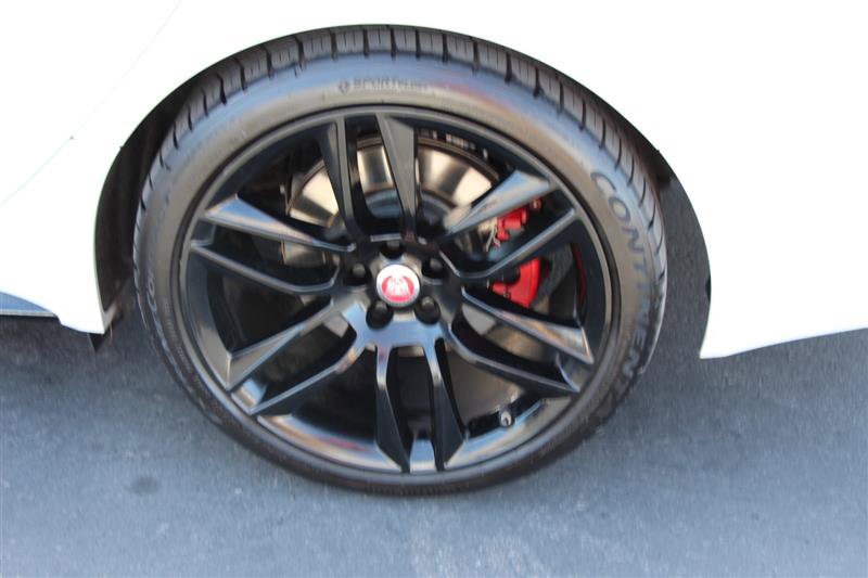 Used 2018 Jaguar XF S AWD/4WD image 17