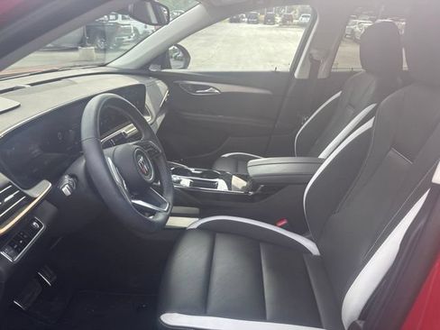 Used 2025 Buick Envision Sport Touring AWD/4WD image 8