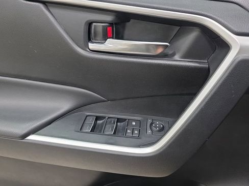 Certified 2024 Toyota RAV4 XLE FWD image 25