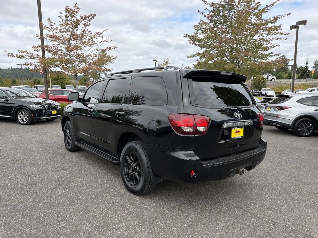 Used 2019 Toyota Sequoia Platinum AWD/4WD image 7