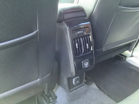 Used 2024 Jeep Compass Limited image 24