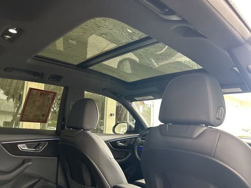 Used 2019 Audi Q8 Premium Plus image 31