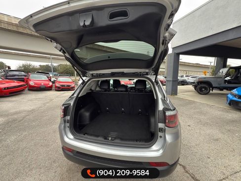 Used 2020 Jeep Compass Limited image 33