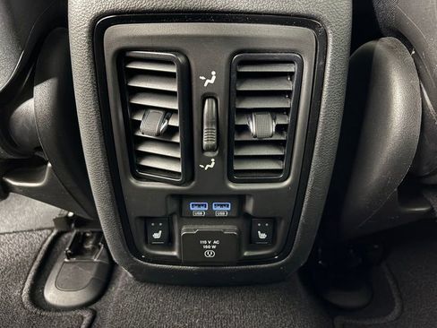 Used 2024 Dodge Durango GT RWD image 46
