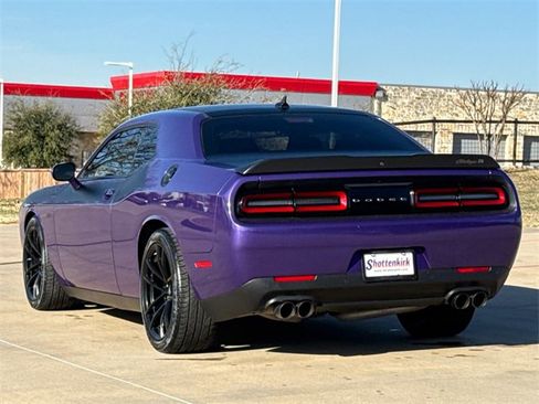 Used 2023 Dodge Challenger R/T Scat Pack w/ T/A Package image 7