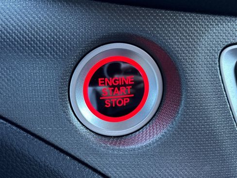 Certified 2025 Honda Ridgeline Sport image 10