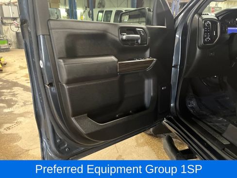 Used 2019 Chevrolet Silverado 1500 RST image 13