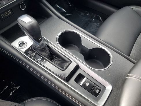 Used 2019 Nissan Altima 2.5 SL FWD image 26