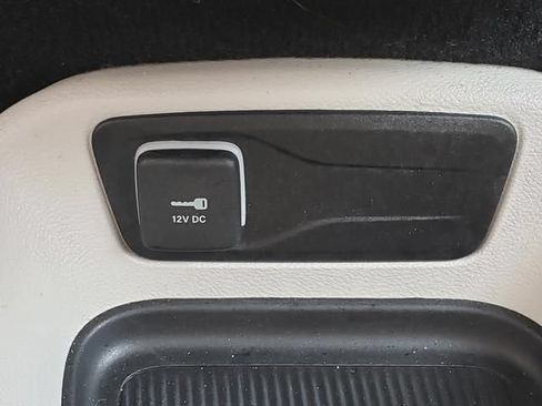 Used 2024 Chrysler Pacifica Touring-L w/ Road Tripper Package AWD/4WD image 20