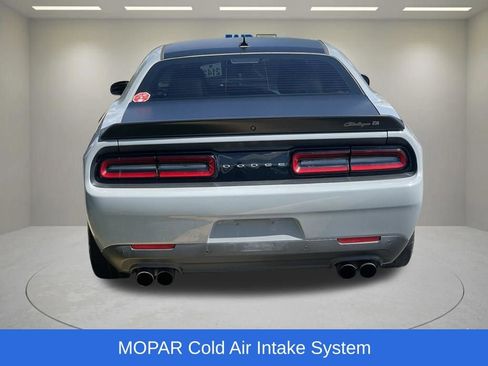 Used 2022 Dodge Challenger R/T Scat Pack RWD image 8