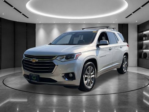 Used 2018 Chevrolet Traverse Premier AWD/4WD image 1
