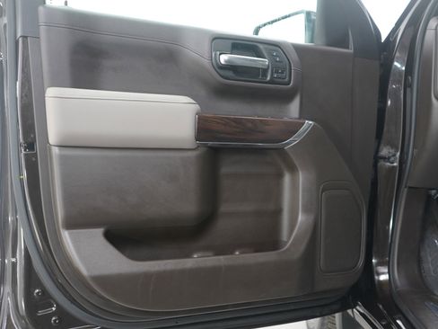 Used 2019 GMC Sierra 1500 SLT image 19