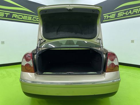 Used 2001 Volkswagen Passat GLS AWD/4WD image 9