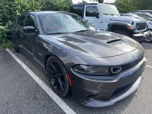 Used 2023 Dodge Charger R/T RWD image 1