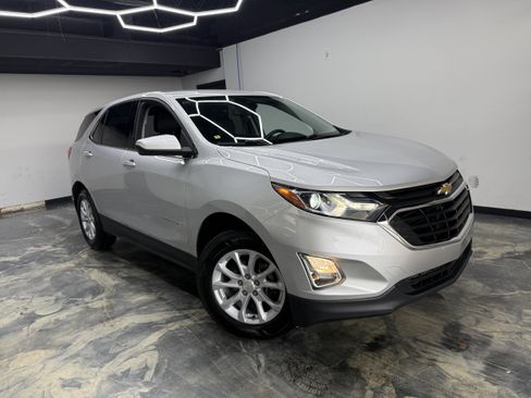 Used 2020 Chevrolet Equinox LT AWD/4WD image 4