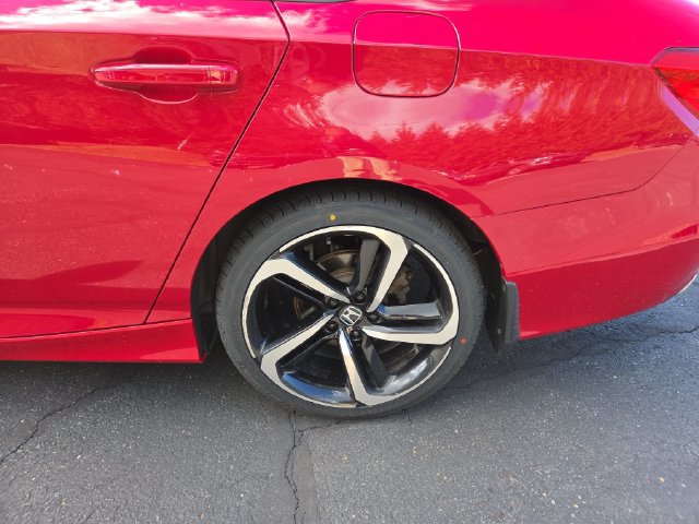 Used 2018 Honda Accord Sport image 21