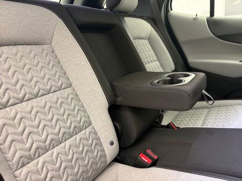 Used 2022 Chevrolet Equinox LS AWD/4WD image 31