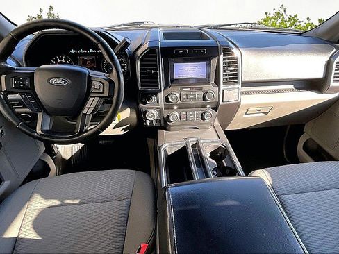 Used 2019 Ford F150 XLT w/ Equipment Group 302A Luxury AWD/4WD image 8