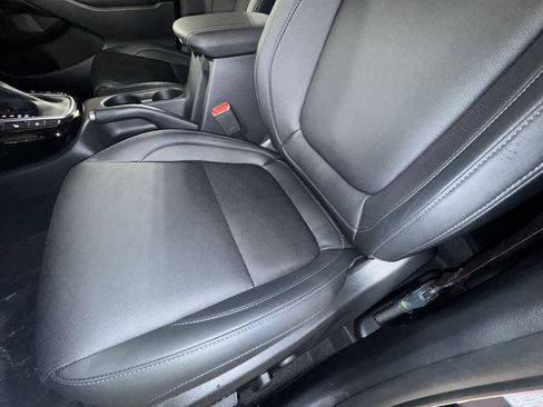 Certified 2025 Kia Seltos EX w/ EX Sunroof Package image 16