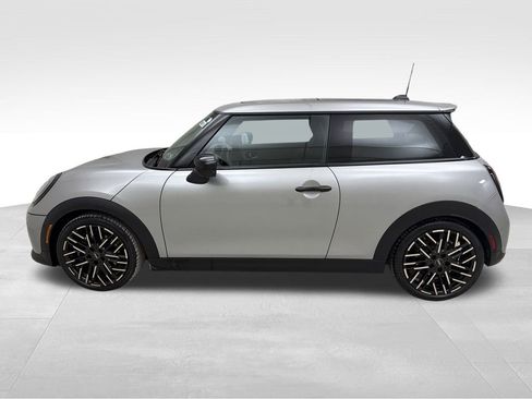 Certified 2025 MINI Cooper S image 6
