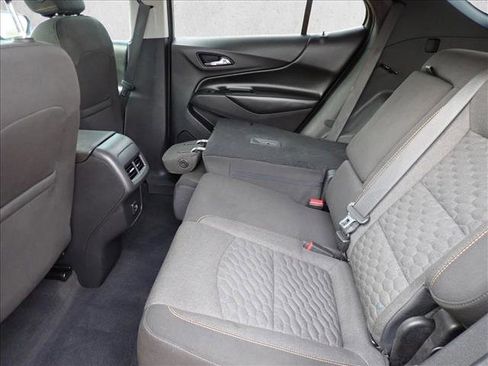 Used 2020 Chevrolet Equinox LT image 10