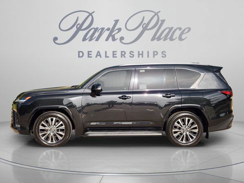 New 2026 Lexus LX 600 4WD w/ Premium Package image 2