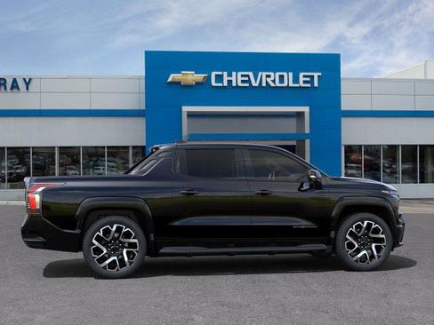 New 2025 Chevrolet Silverado EV RST image 43