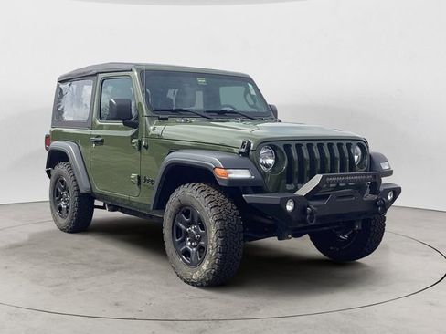 Used 2021 Jeep Wrangler Sport image 7