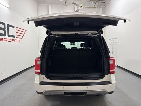 Used 2020 Ford Expedition XLT w/ Equipment Group 201A image 17
