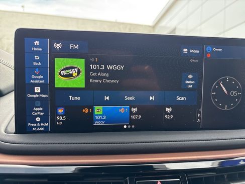 Used 2025 Acura MDX w/ Technology Package image 31