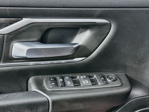 Used 2022 RAM 1500 Big Horn AWD/4WD image 15