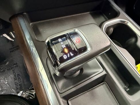 Certified 2022 Chevrolet Silverado 1500 High Country w/ High Country Premium Package image 15