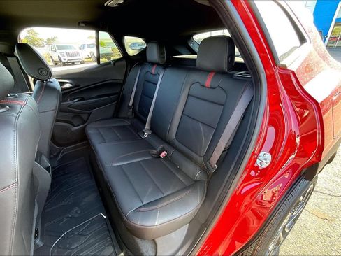 New 2026 Chevrolet Trax RS w/ Sunroof Package FWD image 10