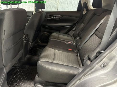 Used 2019 Nissan Rogue SV AWD/4WD image 9