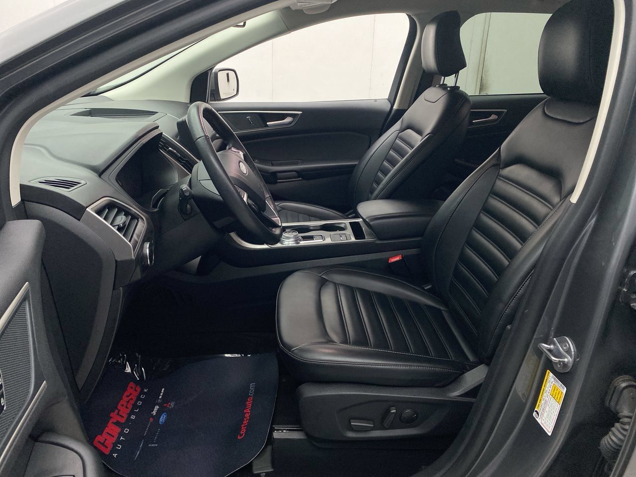 Used 2024 Ford Edge SEL AWD/4WD image 14